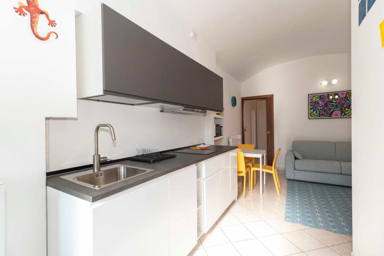 Colourful Flat San Donato Apartment Торино Екстериор снимка