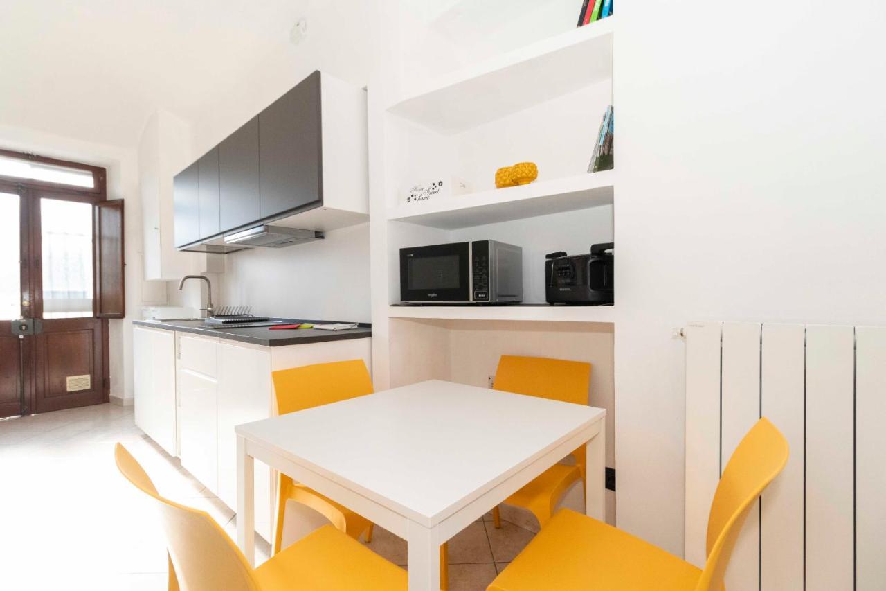 Colourful Flat San Donato Apartment Торино Екстериор снимка