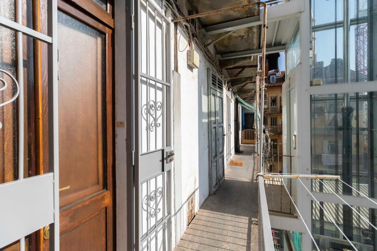 Colourful Flat San Donato Apartment Торино Екстериор снимка